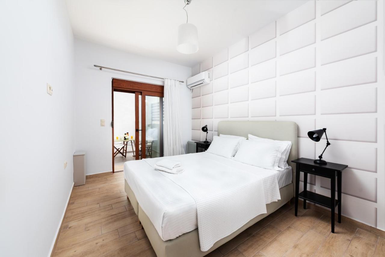 Ritas Modern In-City House Rhodes City Екстер'єр фото