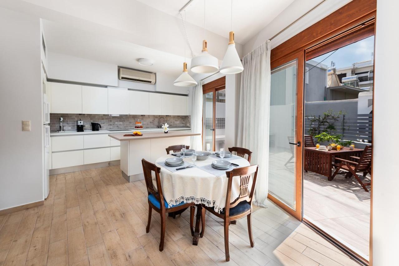 Ritas Modern In-City House Rhodes City Екстер'єр фото