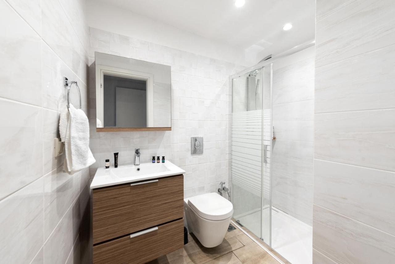 Ritas Modern In-City House Rhodes City Екстер'єр фото